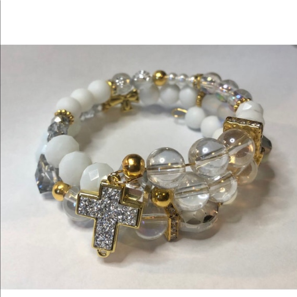 🙏🏻Cross religious/faith bracelet, white and clear- druzy stone